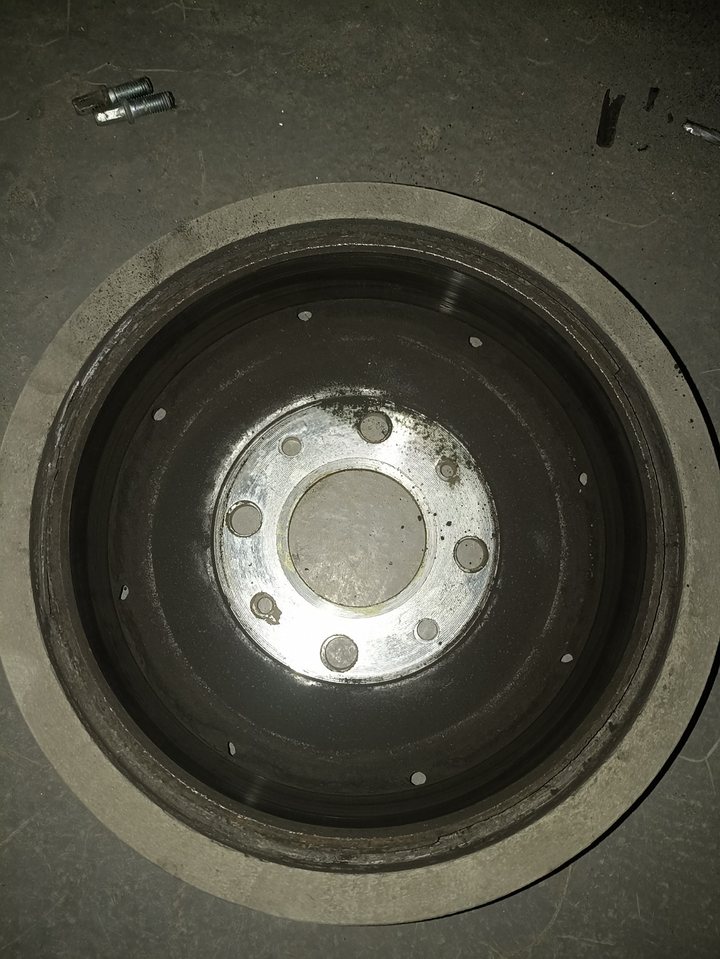 Замена тормозных барабанов — Lada Гранта (2G) FL, 1,6 л, 2020 года ...