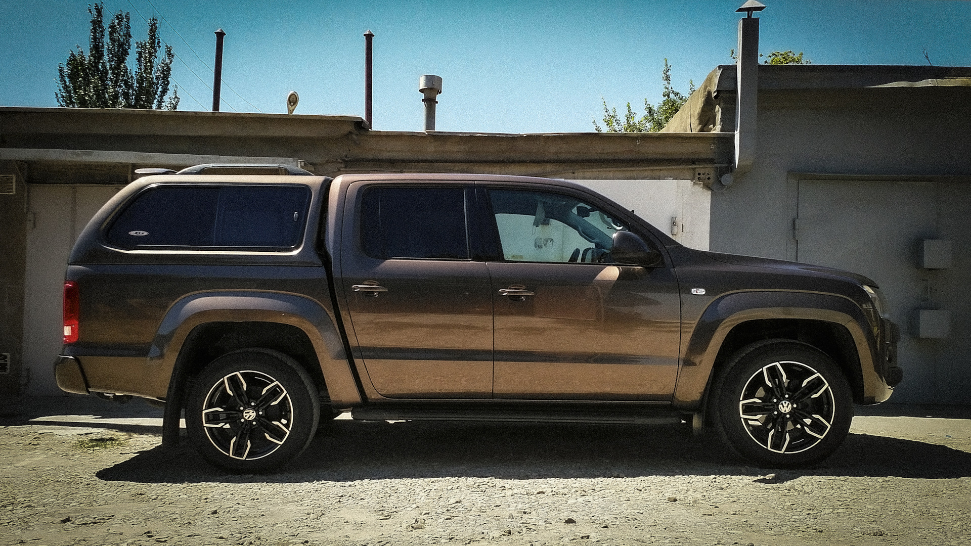 Volkswagen Amarok 2.0 дизельный 2013 | toffee brown на DRIVE2