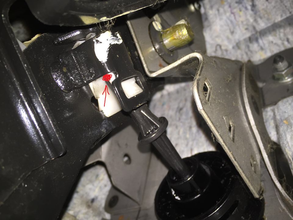 Щелкает педаль сцепления — Mazda 3 (1G) BK, 2 л, 2009 года | своими ...