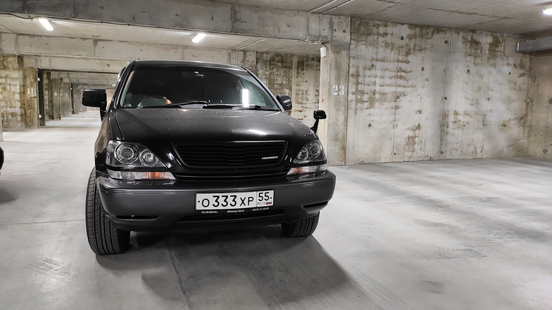 Диски lowenhart r20. Тойота харриер на 20 дисках. Тойота харриер r17. Харриер 98 4вд2,2 колеса с выносом. Тойота харриер 2.