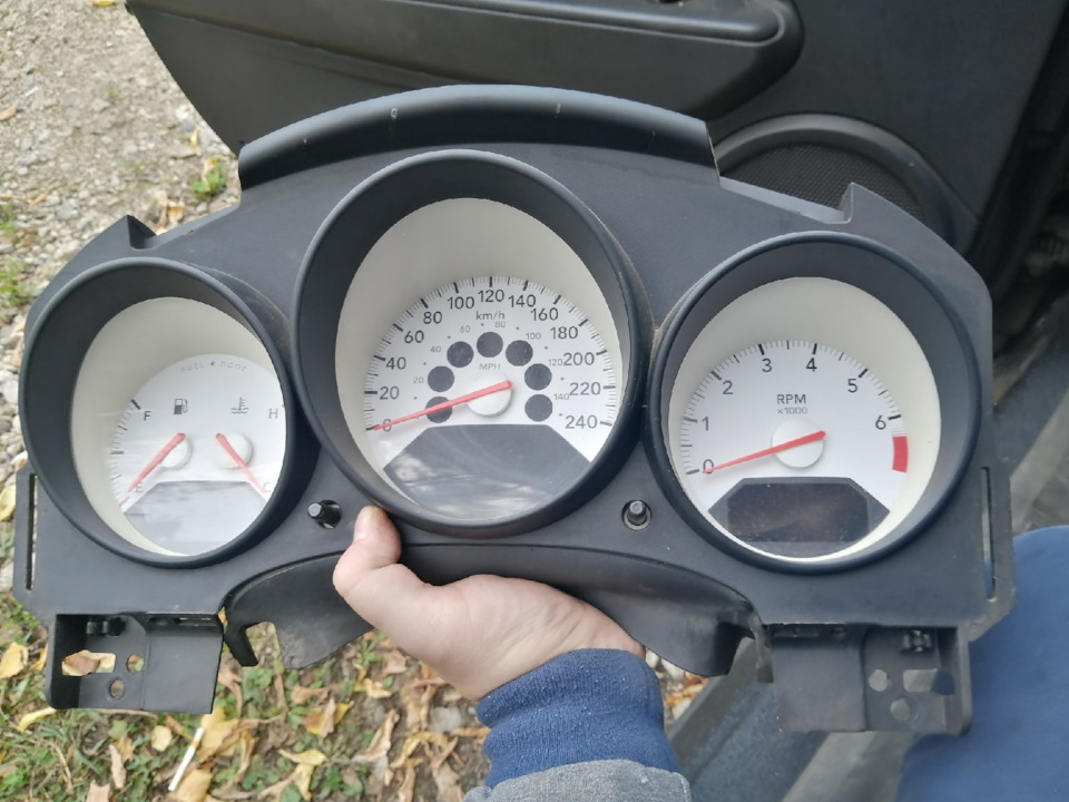 Вот и он, больной зуб — Dodge Caliber