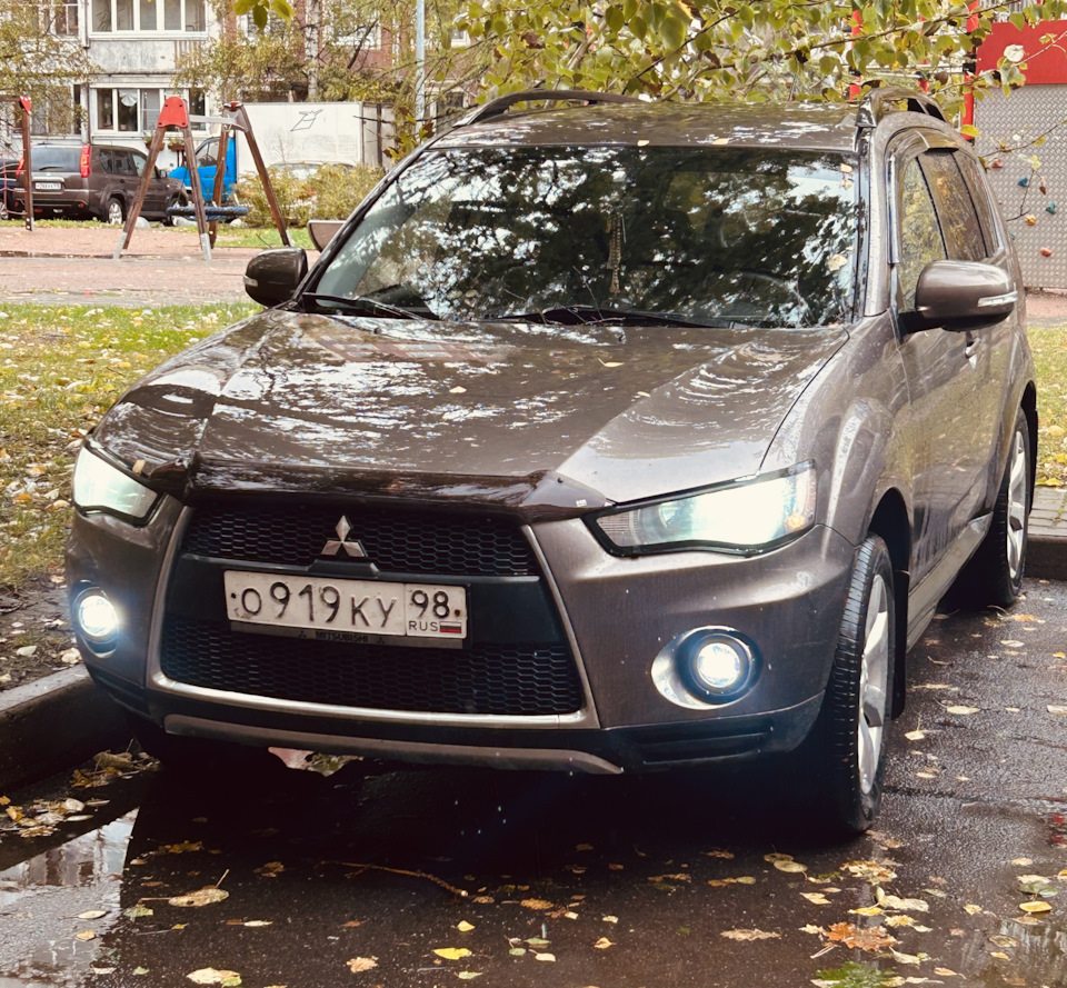 Прокачал ПТФ))) — Mitsubishi Outlander XL, 2 л, 2011 года | стайлинг ...