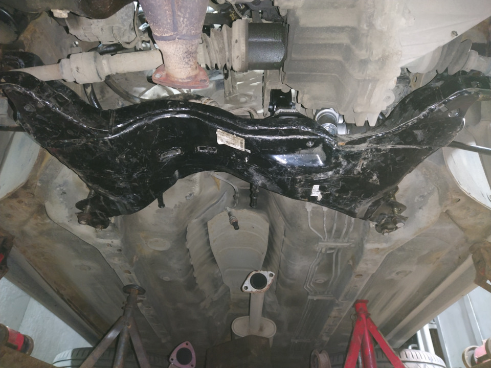 Замена подрамника Лансер 9 — Mitsubishi Lancer IX, 1,6 л, 2005 года ...