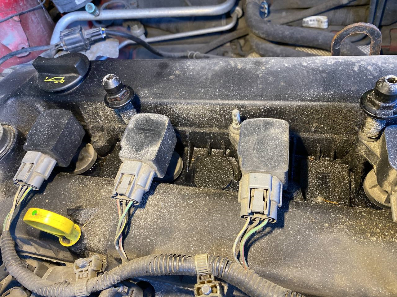 (~28) Прокладка клапанной крышки. — Mazda 3 (1G) BK, 2 л, 2008 года ...