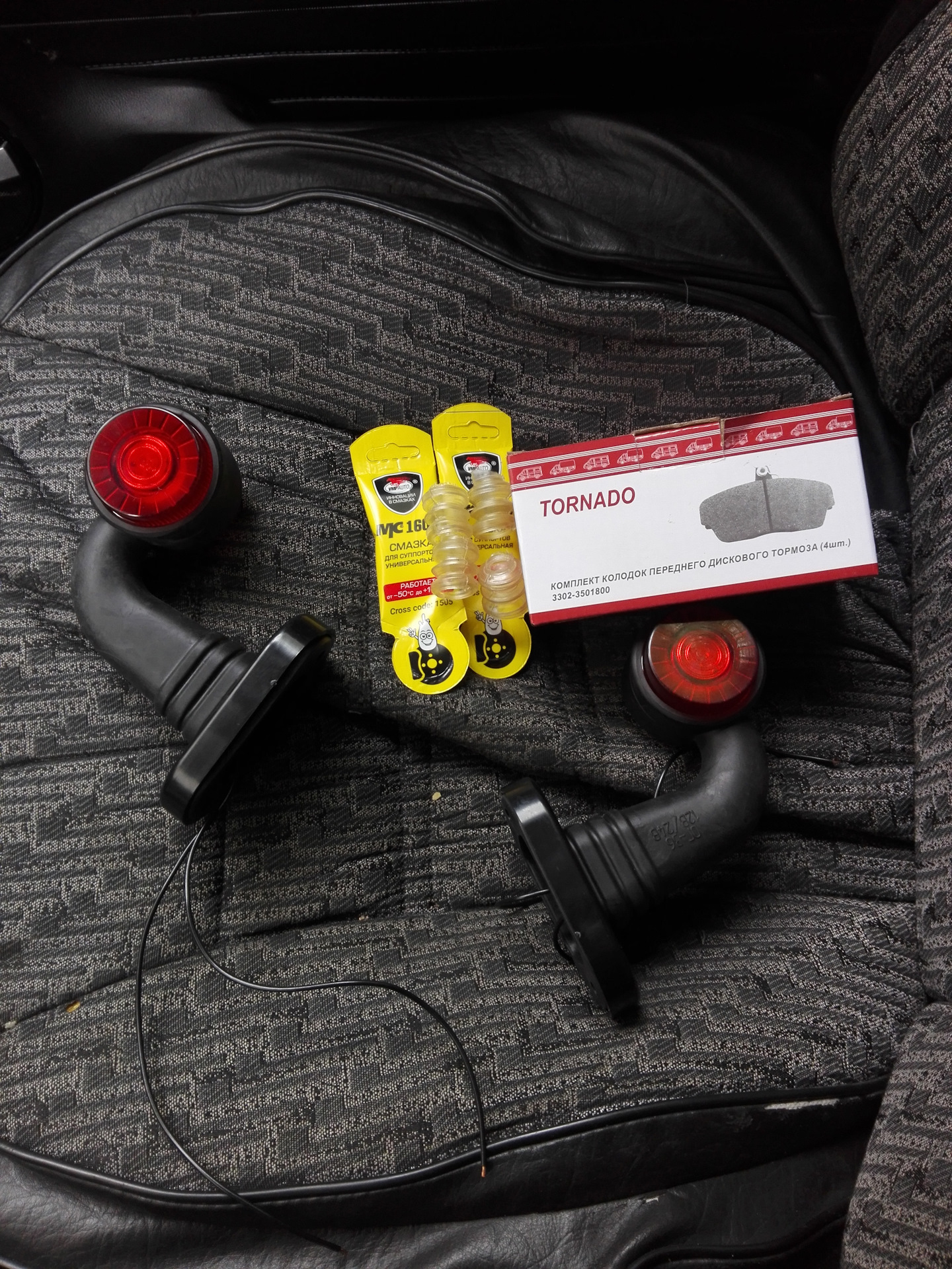 Замена тормозных колодок — ГАЗ Газель, 2,7 л, 2002 года | своими руками ...