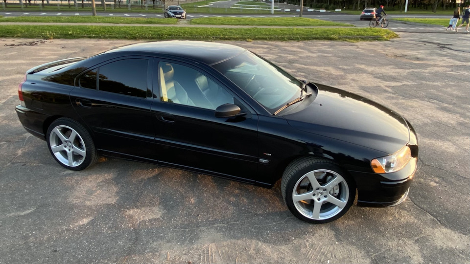 Volvo S60 Ultra_Sпонтанная