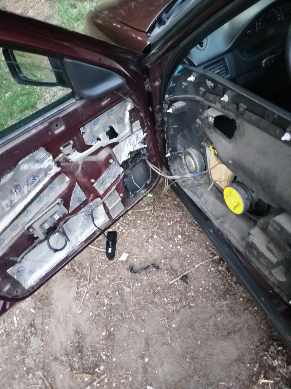 Проблемка со стеклоподьемником. — Lada Приора хэтчбек, 1,6 л, 2008 года ...