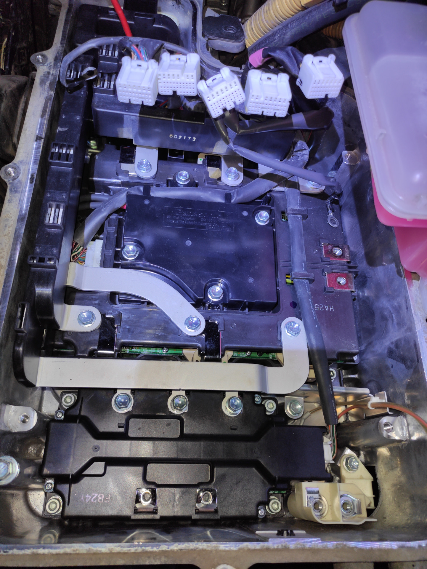 Замена термопасты в инверторе — Lexus RX 400h (2G), 3,3 л, 2006 года ...