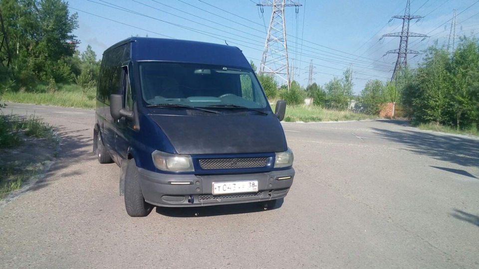 Transit 14. Ford Transit 14 мест.