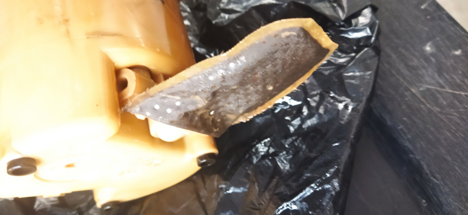 Перестал качать бензонасос — Ford Maverick II, 2,3 л, 2005 года ...