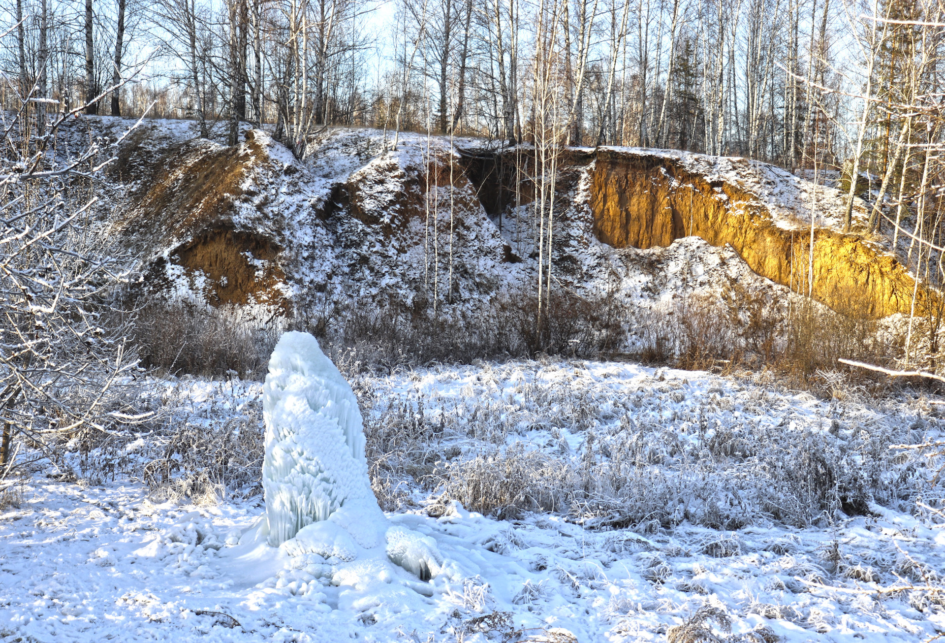 Погода запрудное нижегородская область. Гейзер Татинец Нижегородская область. Низина фонтанов Татинец.