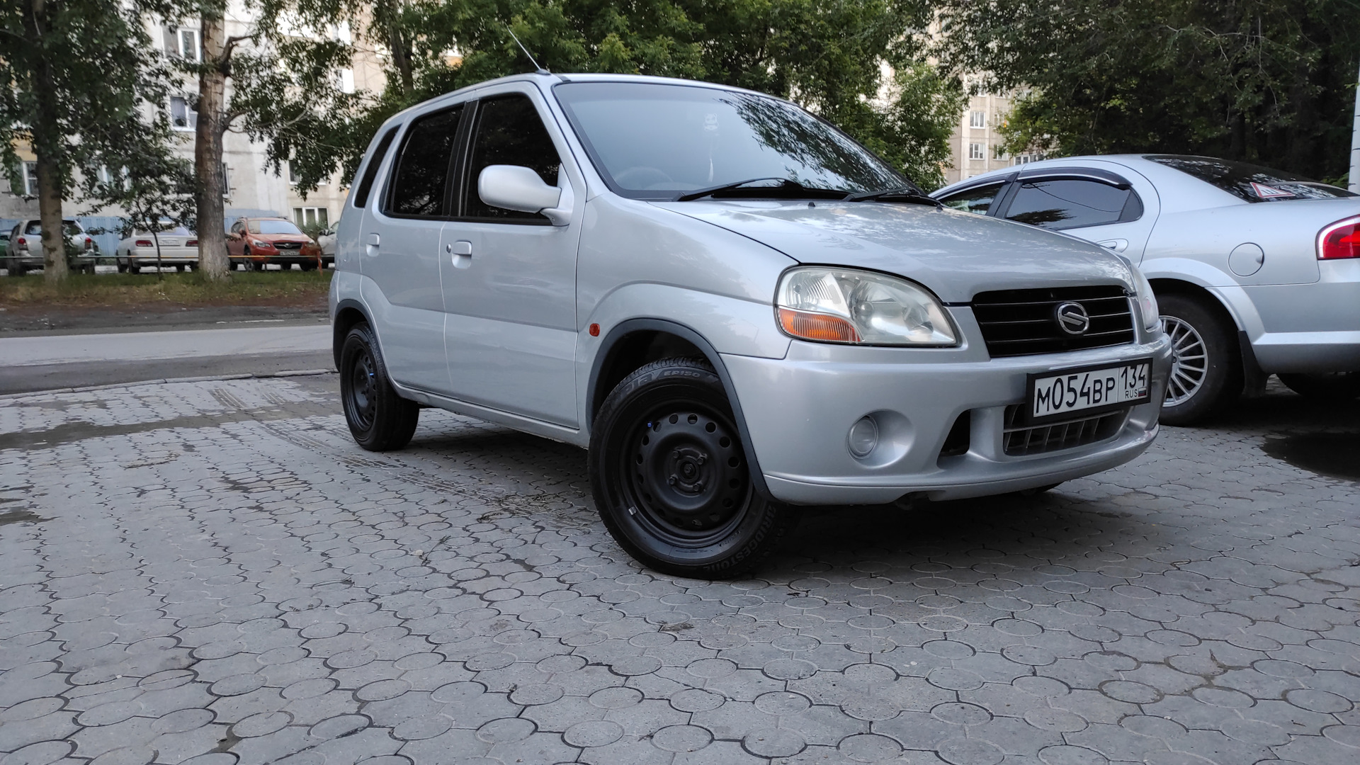 Suzuki ignis 2001. Сузуки игнис 2004 1. 3. Сузуки игнис 2001г. Сузуки игнис 2000.
