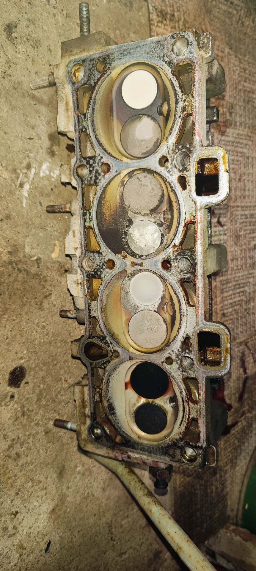 Прогар прокладки гбц — Lada 2114, 1,6 л, 2011 года | визит на сервис ...