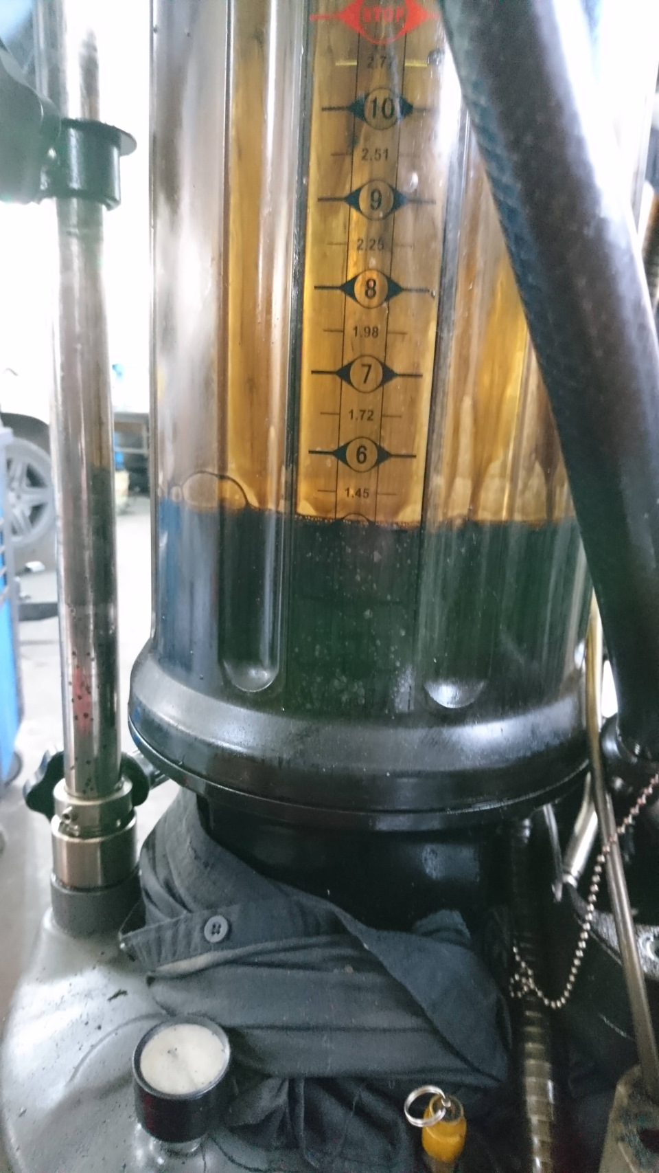 Ровно 5 литров набулькало! — Mercedes-Benz E-Class (W124)