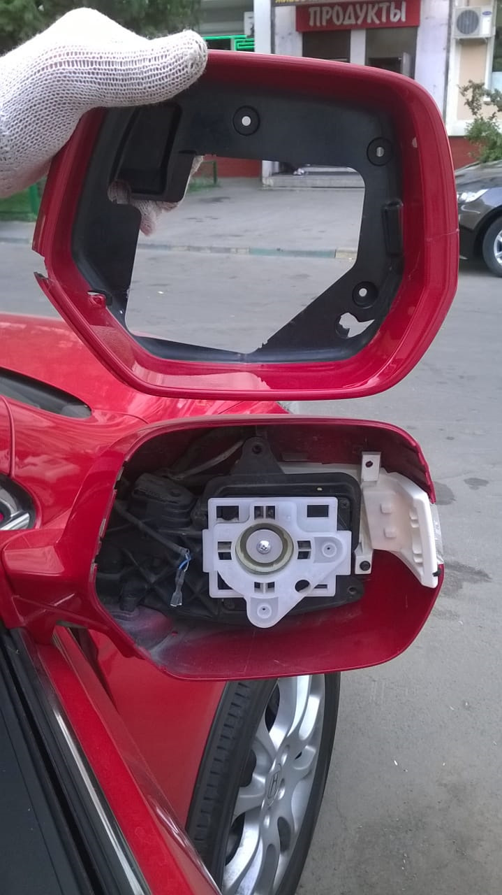 Замена повторителя поворота — Honda CR-V (RE), 2,4 л, 2008 года ...