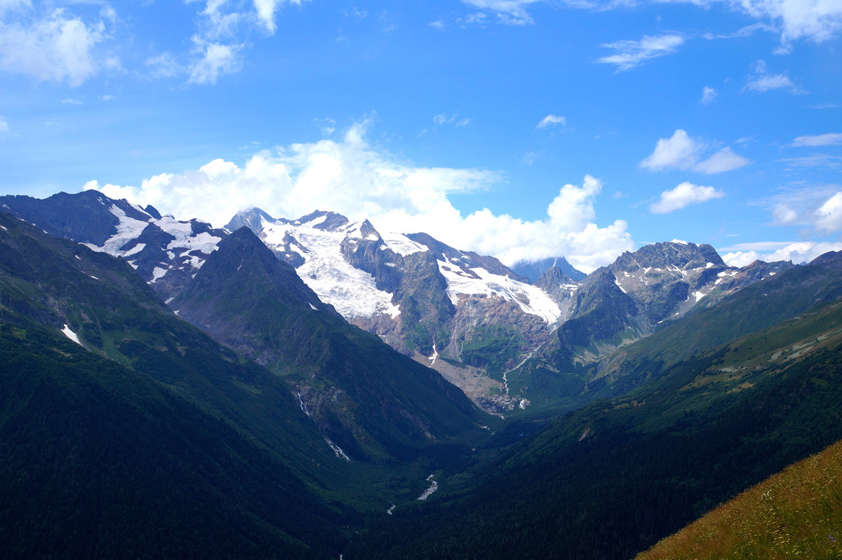 Домбай в начале мая фото