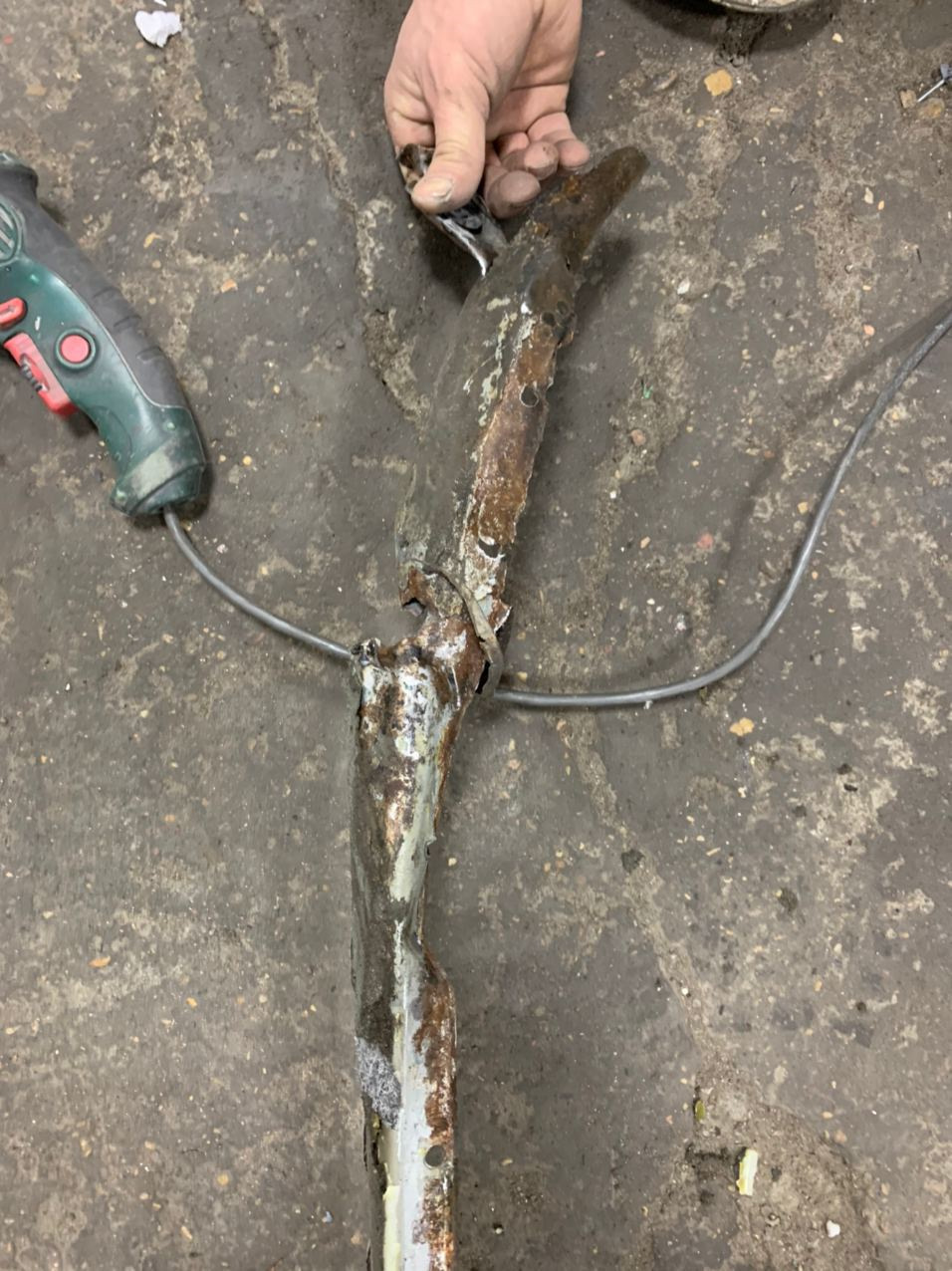 53) Ремонт порога, замена крышки багажника, окраска капота. — Audi A4 ...