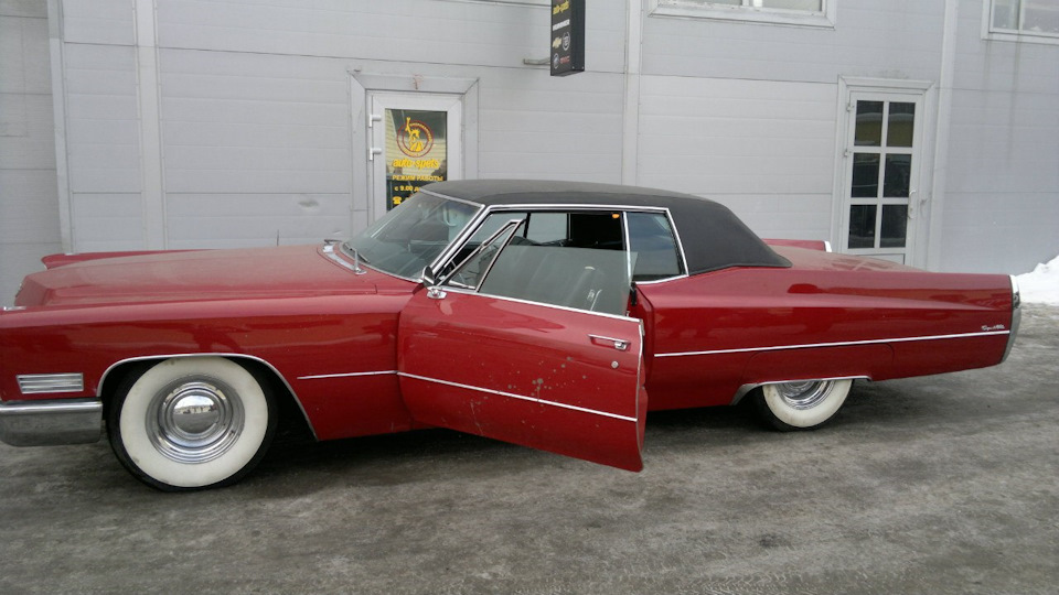 Cadillac Coupe Deville 1963 Р±РµР»С‹Р№