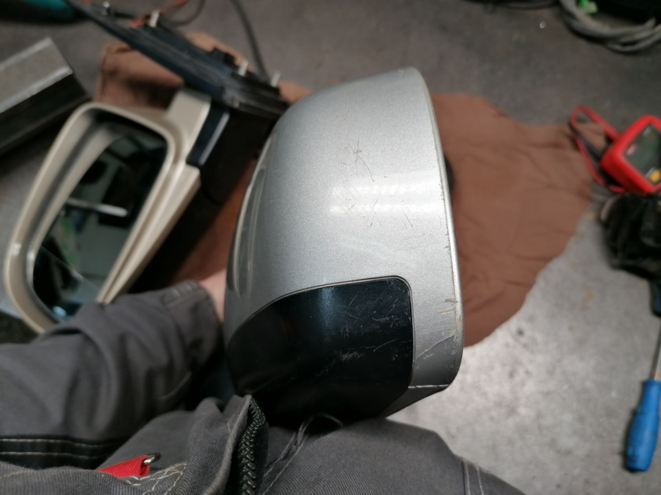 Замена зеркала заднего вида левое — Hyundai Santa Fe (2G), 2,7 л, 2006 ...