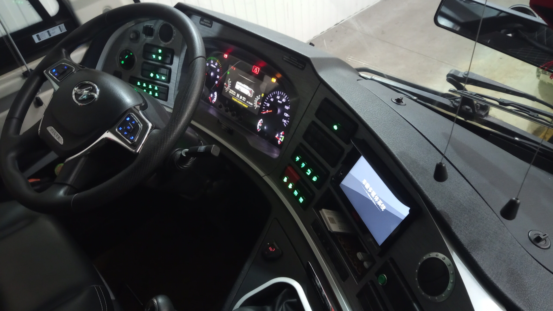 Пропали бортовые габариты на Higer KLQ6128LQ — DRIVE2