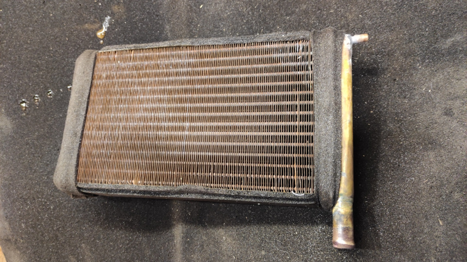 Установка медного отопителя — ИЖ 2717, 1,5 л, 1999 года | своими руками ...