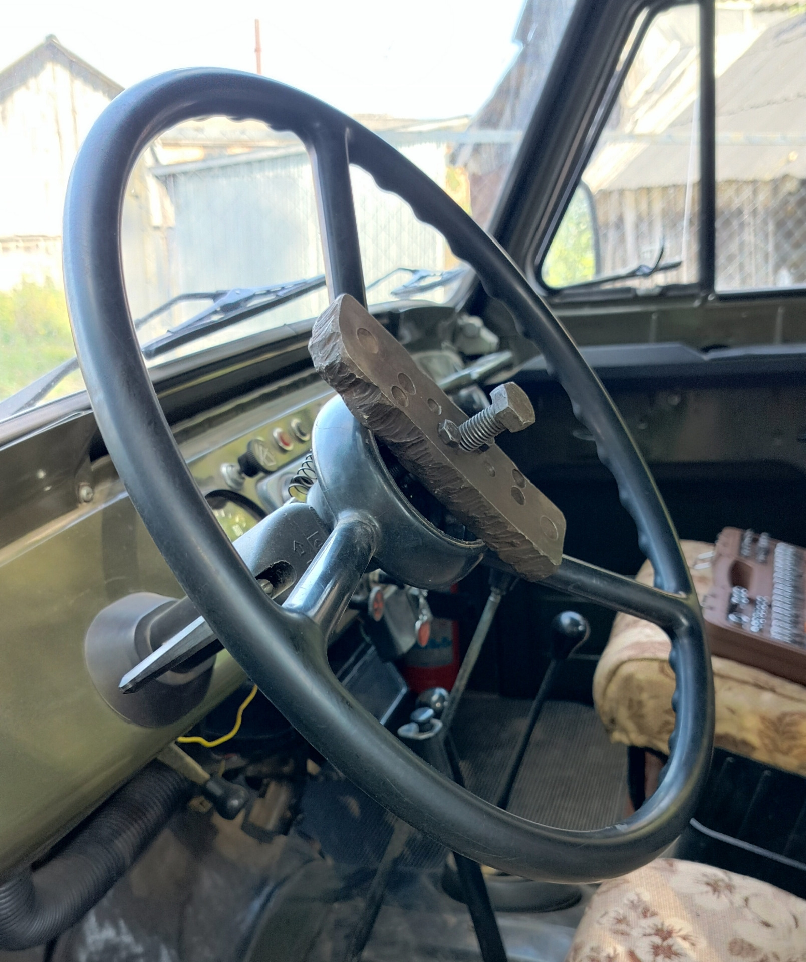 Новый руль Hunter Extrim Sport — УАЗ 31512, 2,5 л, 1997 года | тюнинг ...
