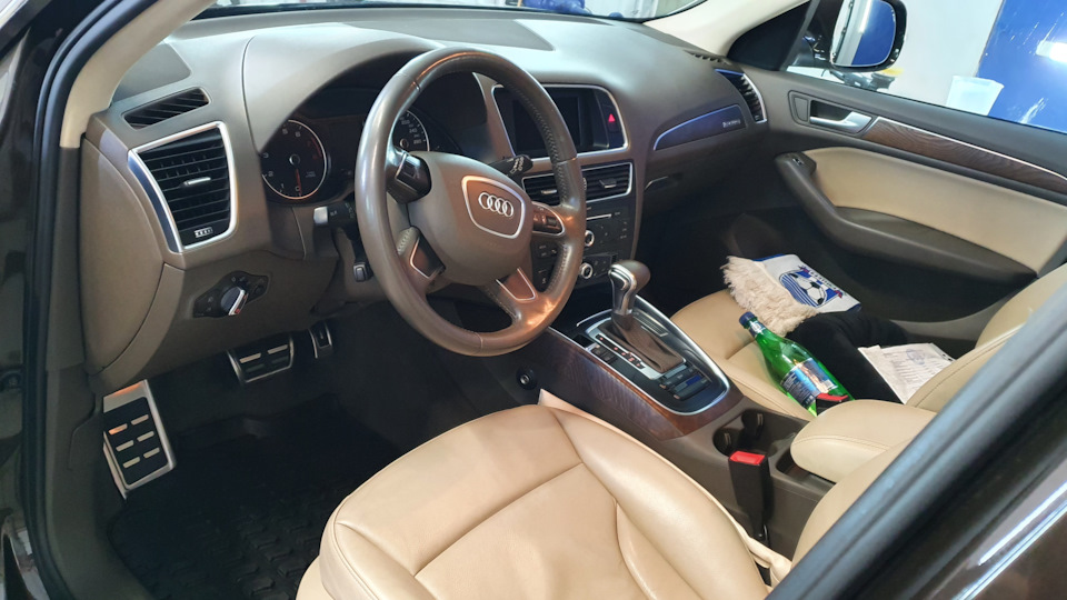 Фото в бортжурнале Audi Q5 (1G)