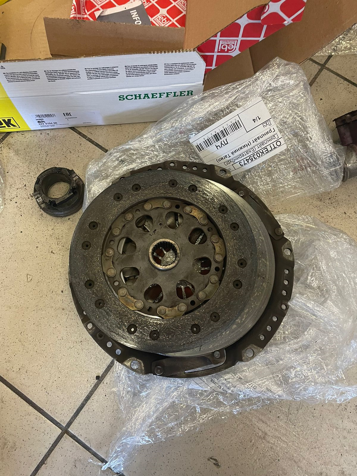 Комплект сцепления LUK, M111 w202 — Mercedes-Benz C-Class (W202), 1,8 л ...