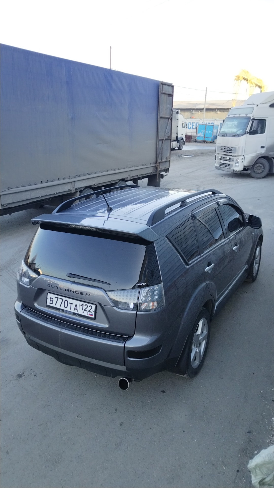 Буквы Outlander в стиле порше ! 🤟🇷🇺🔥😎 — Mitsubishi Outlander XL, 2,4  л, 2008 года | аксессуары | DRIVE2