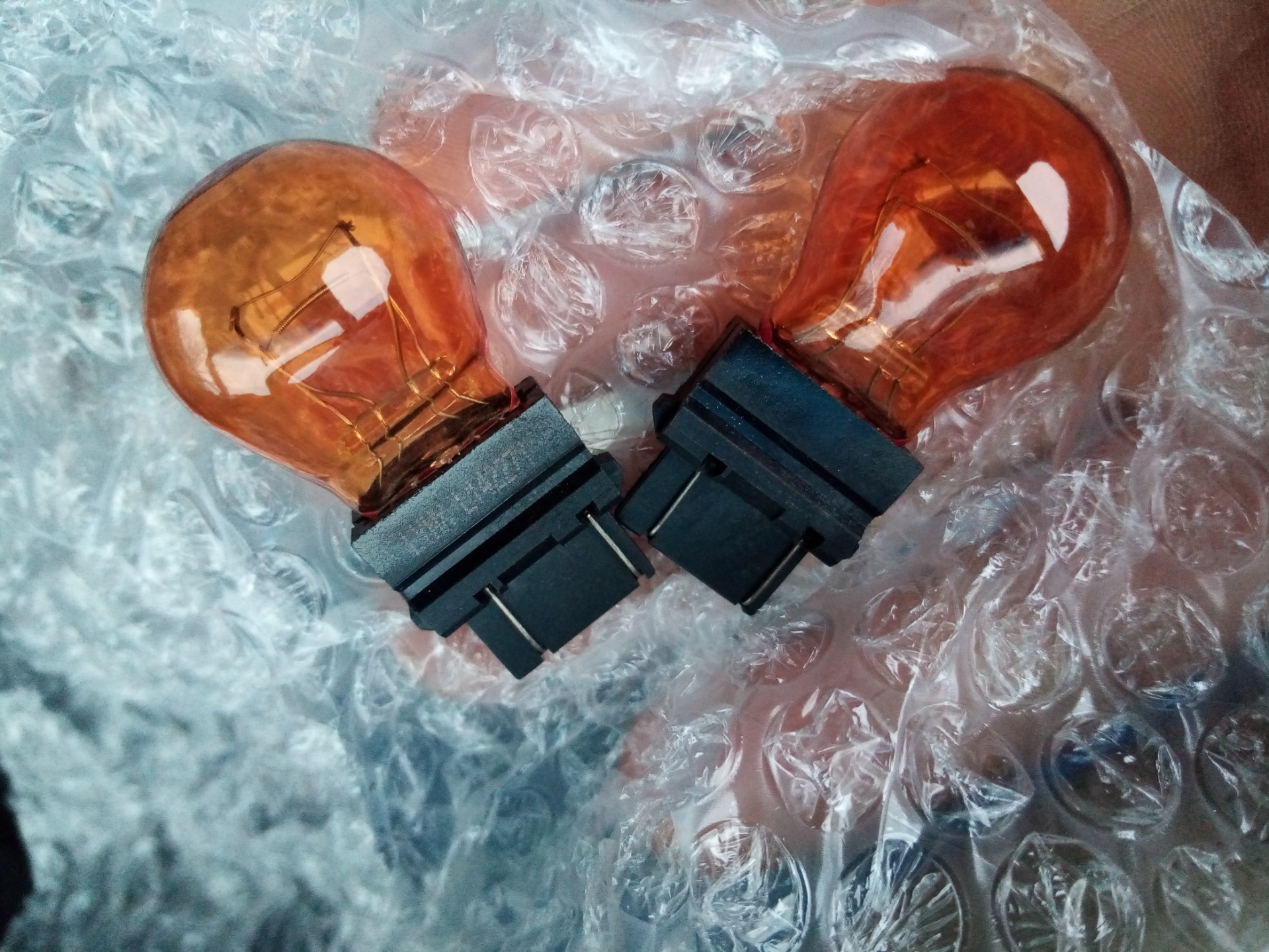 Лампа головного света крайслер таун кантри 3. Philips hb5. Лампа крайслер вояджер. Лампа крайслер вояджер. Лампа крайслер вояджер.