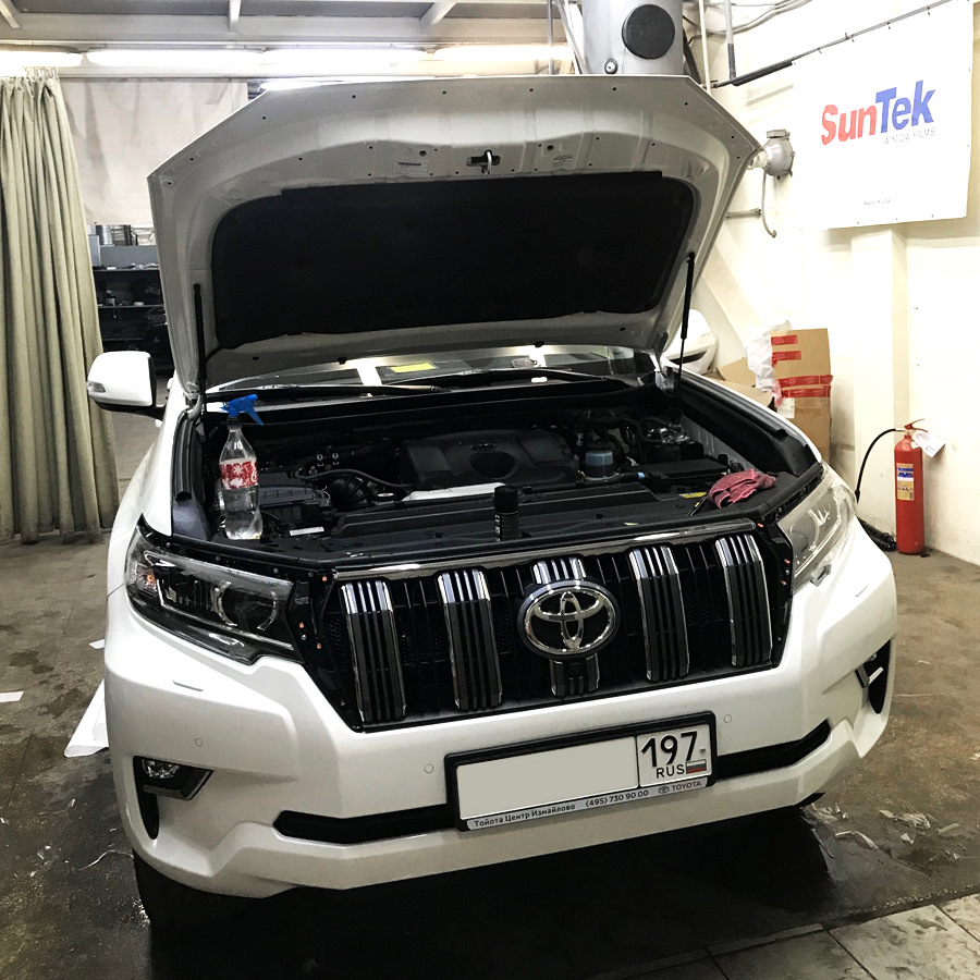 Защита прадо. Toyota Prado 150. Прадо 150 открытый капот. Прадо 150 кузов. Toyota Prado 150 открытый капот.