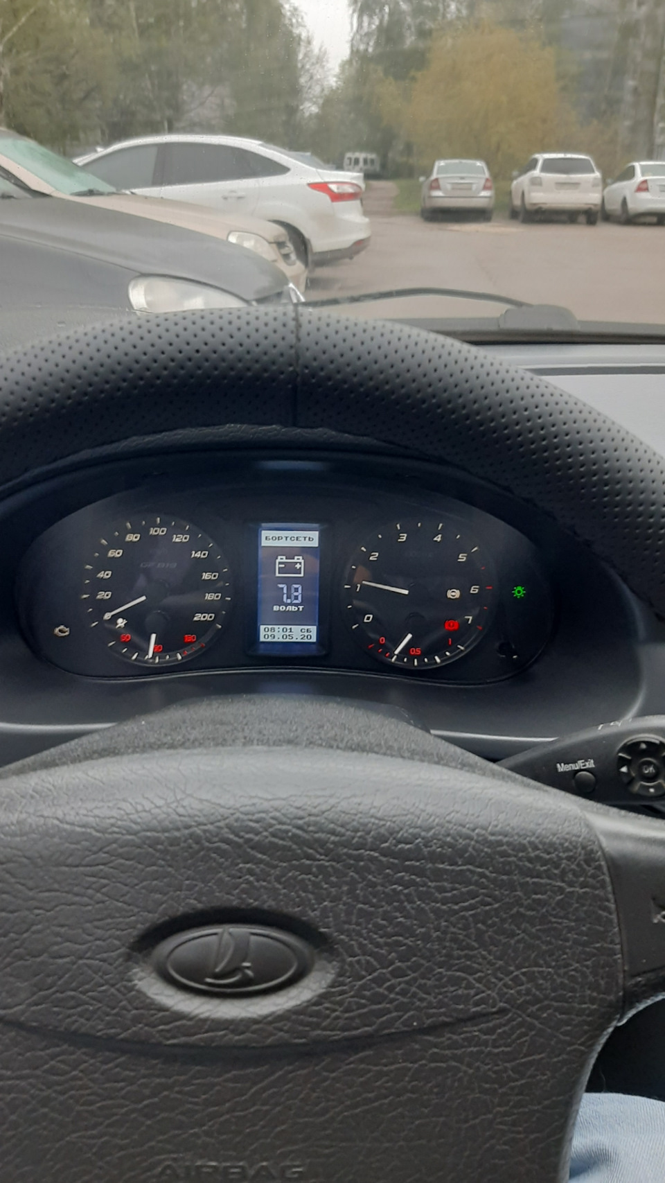 Пропала зарядка — Lada Приора седан, 1,6 л, 2012 года | поломка | DRIVE2