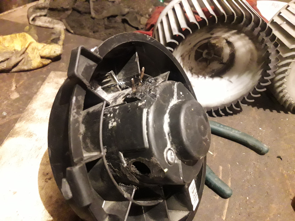 Ниссан кашкай Инсульт замена моторчика печки на приоровский — Nissan ...