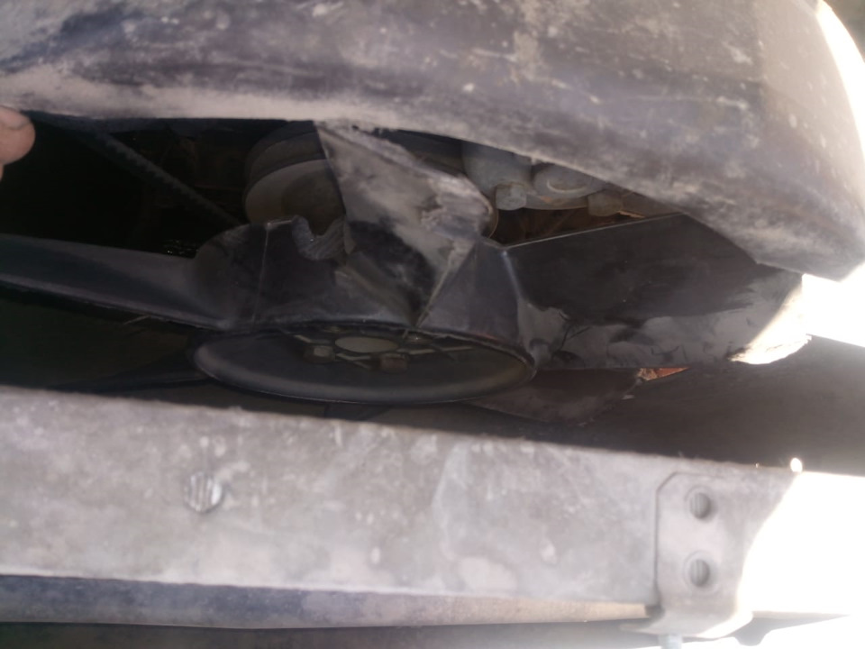 GgAAAgLLfeA 960 Как открутить вентилятор на газели