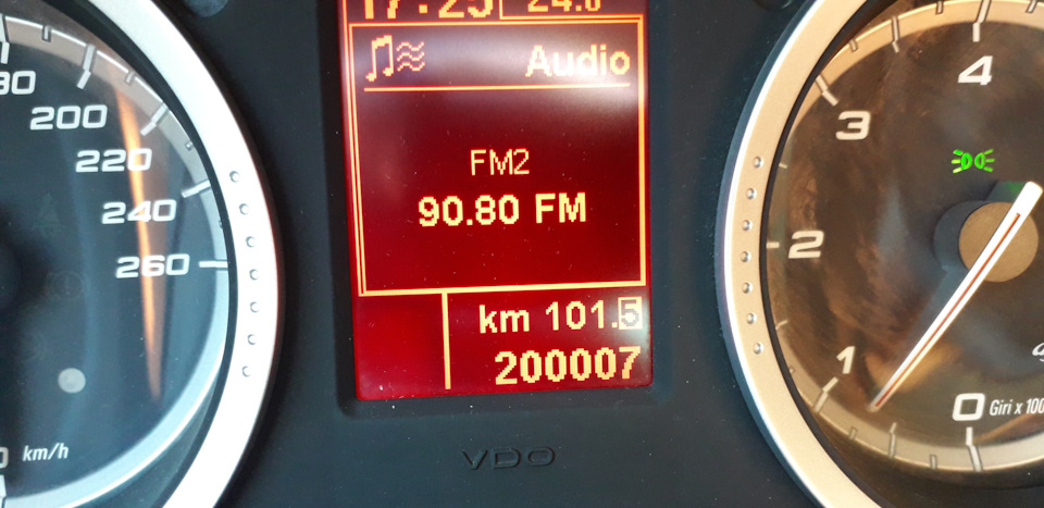 Замок багажника (шестеренка). — Volkswagen Tiguan (1G), 1,4 л, 2012 ...