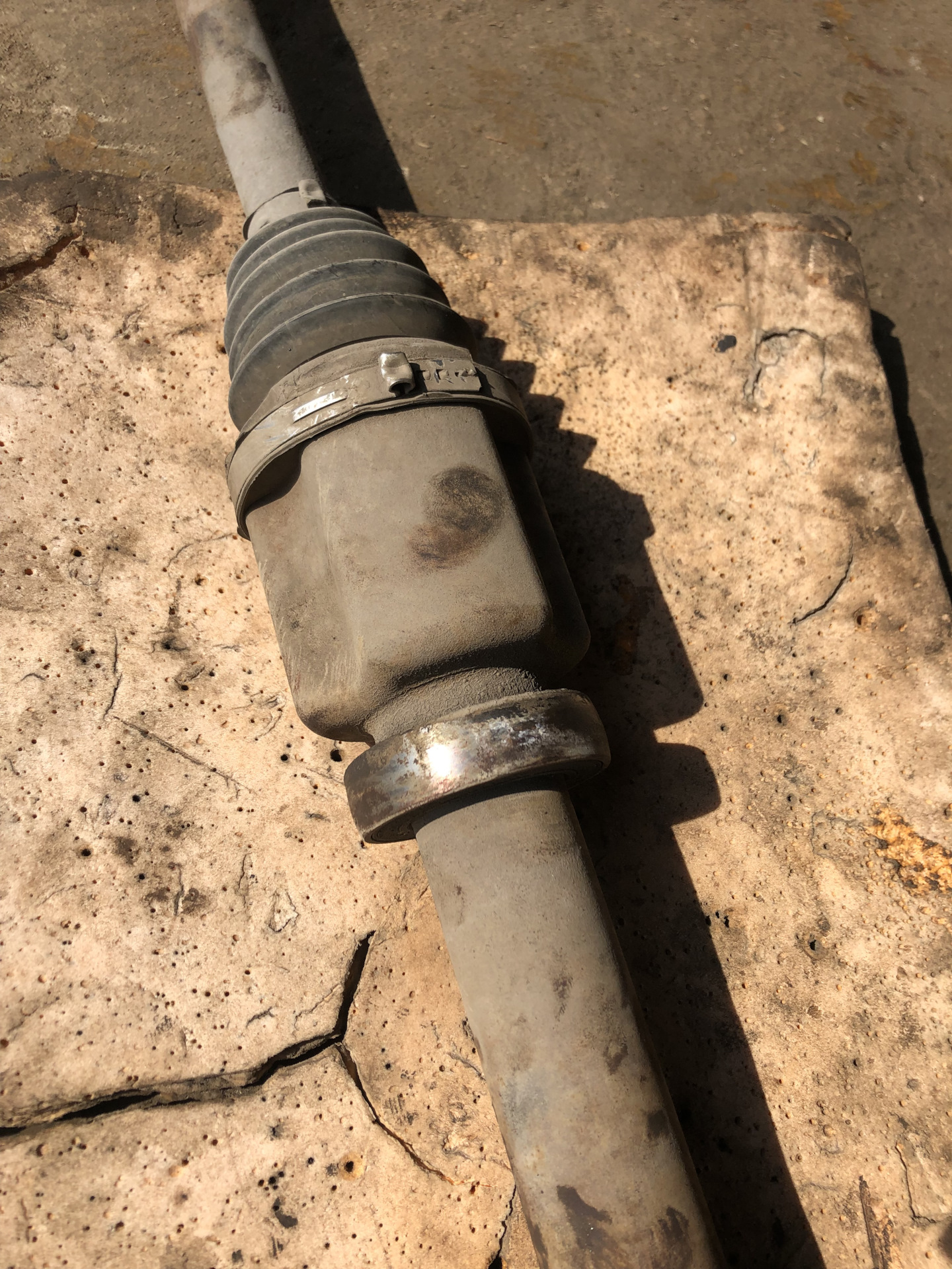 Поиск гула. Замена промежуточного подшипника (подделка?) — Ford Mondeo ...