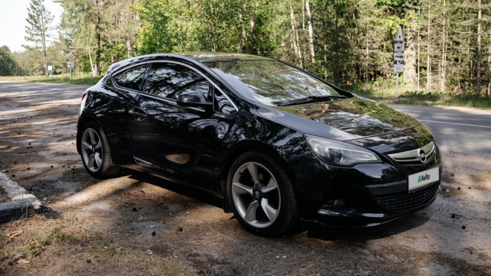 Opel Astra GTC 2013