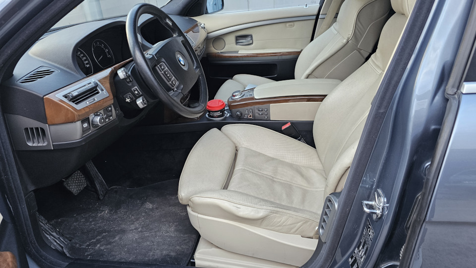 Фото в бортжурнале BMW 7 series (E65/E66)