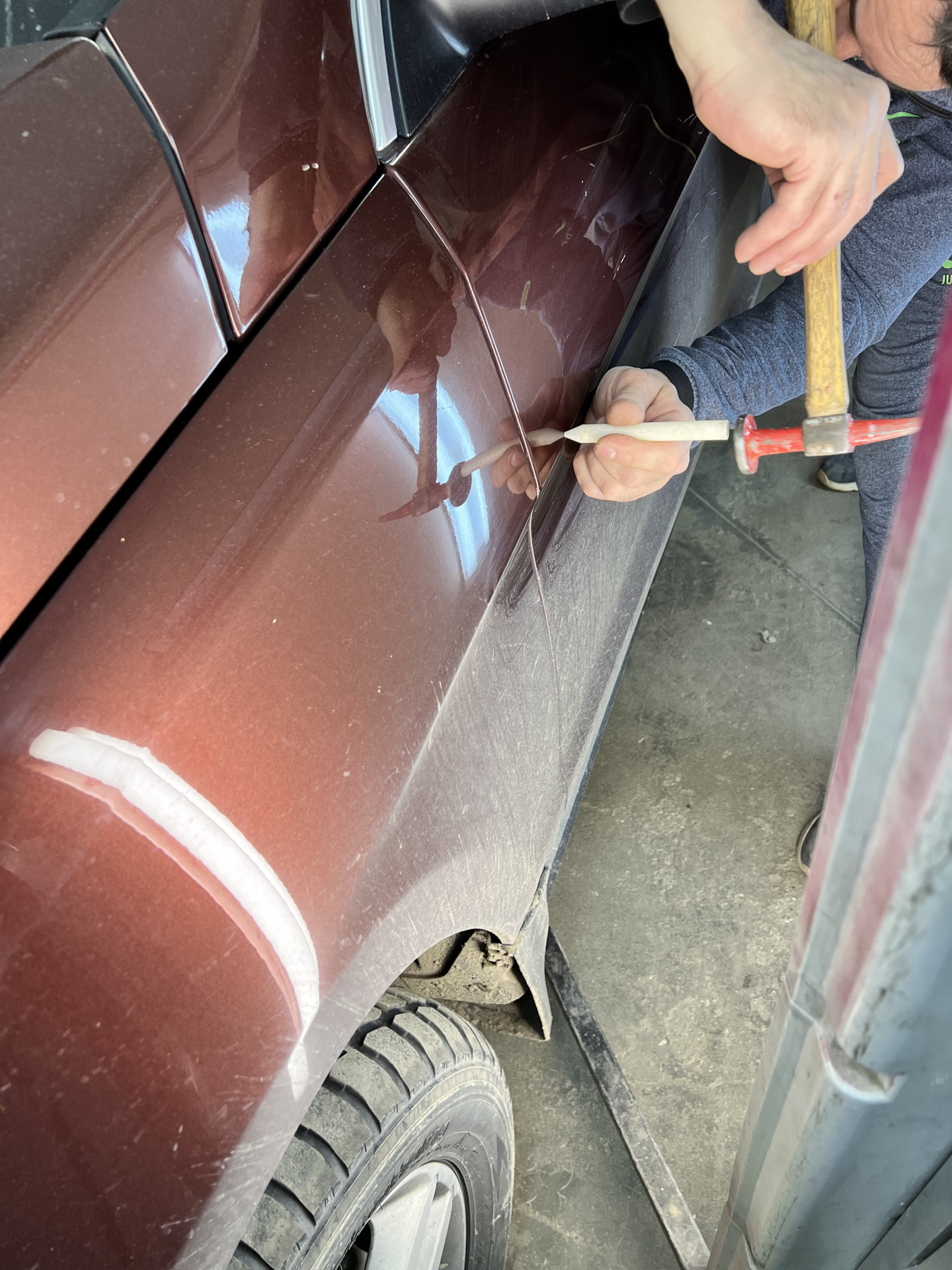 Устранение мелких вмятин без покраски на GL350 — Mercedes-Benz GL-class ...