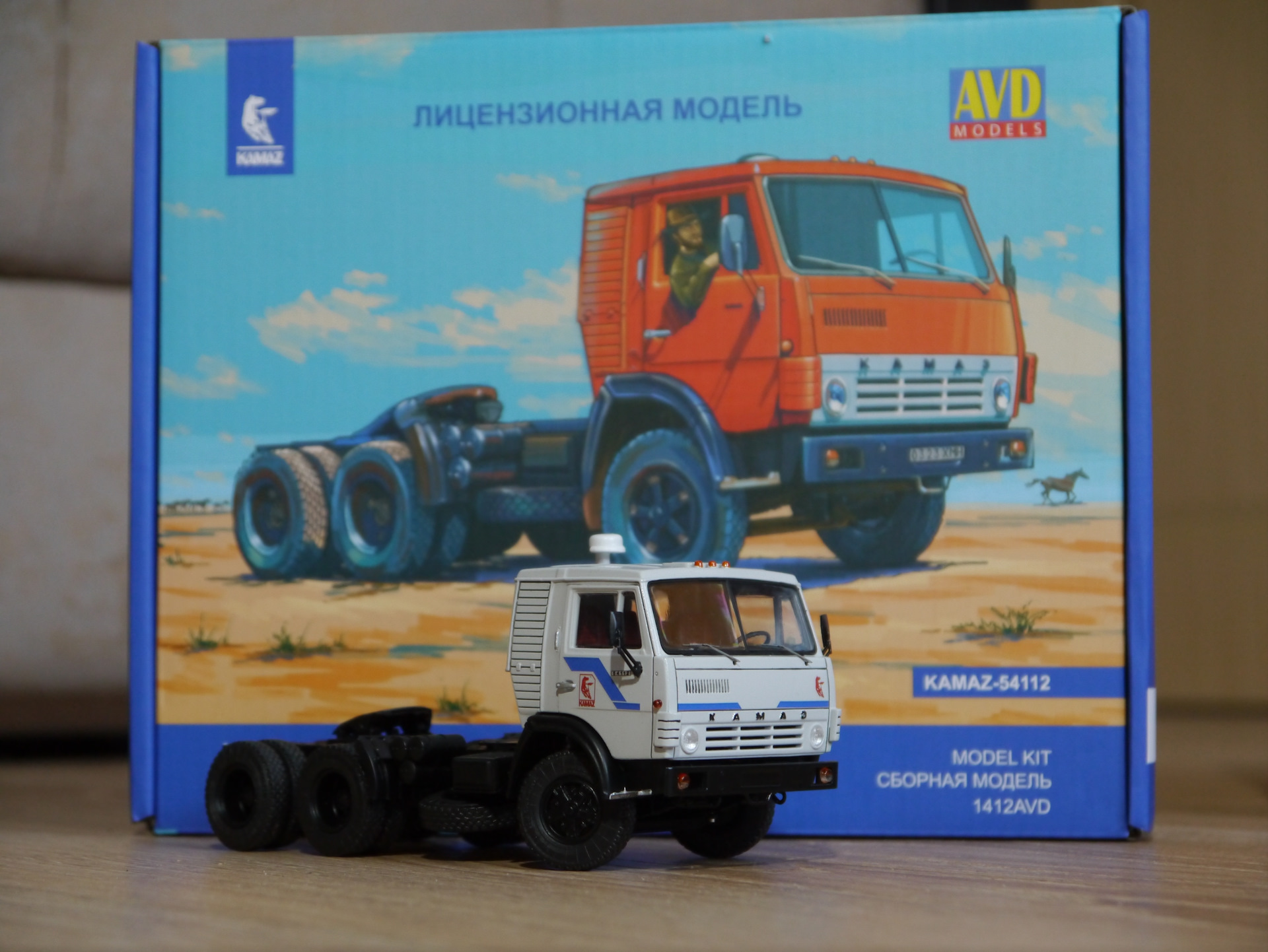 Модель камаз avd. КАМАЗ 54112 AVD. КАМАЗ 1/43 AVD. Тягач КАМАЗ 1 43. КАМАЗ 54112 тягач.