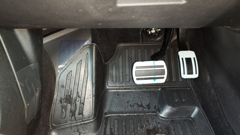 Без коврика никак, закрыл красоту. — Citroen C5 Aircross