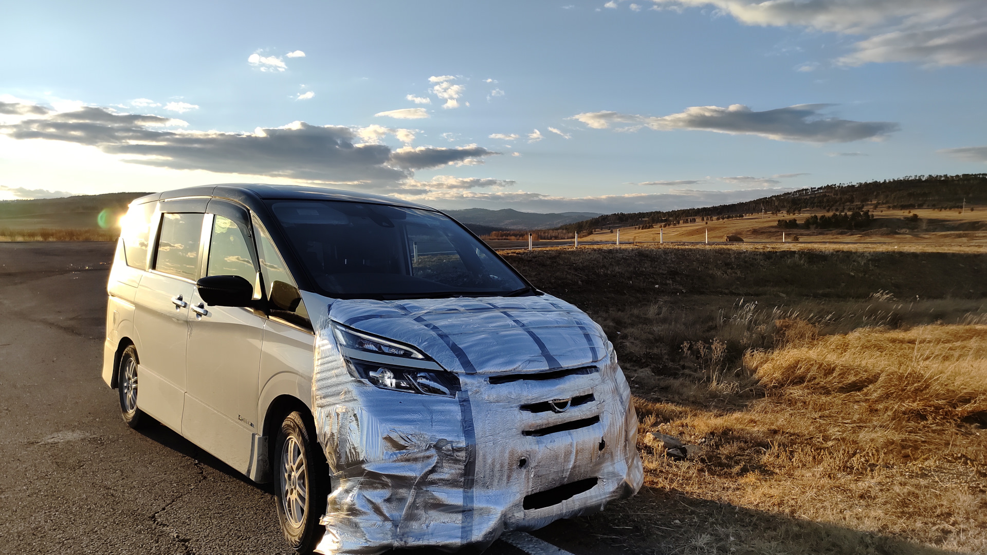 Краснодар владивосток авто. Toyota Alphard 2021. Тойота Alphard Hybrid 2018. Toyota Alphard Hybrid 2.5 Executive Lounge. Toyota Alphard Executive Lounge 2021.