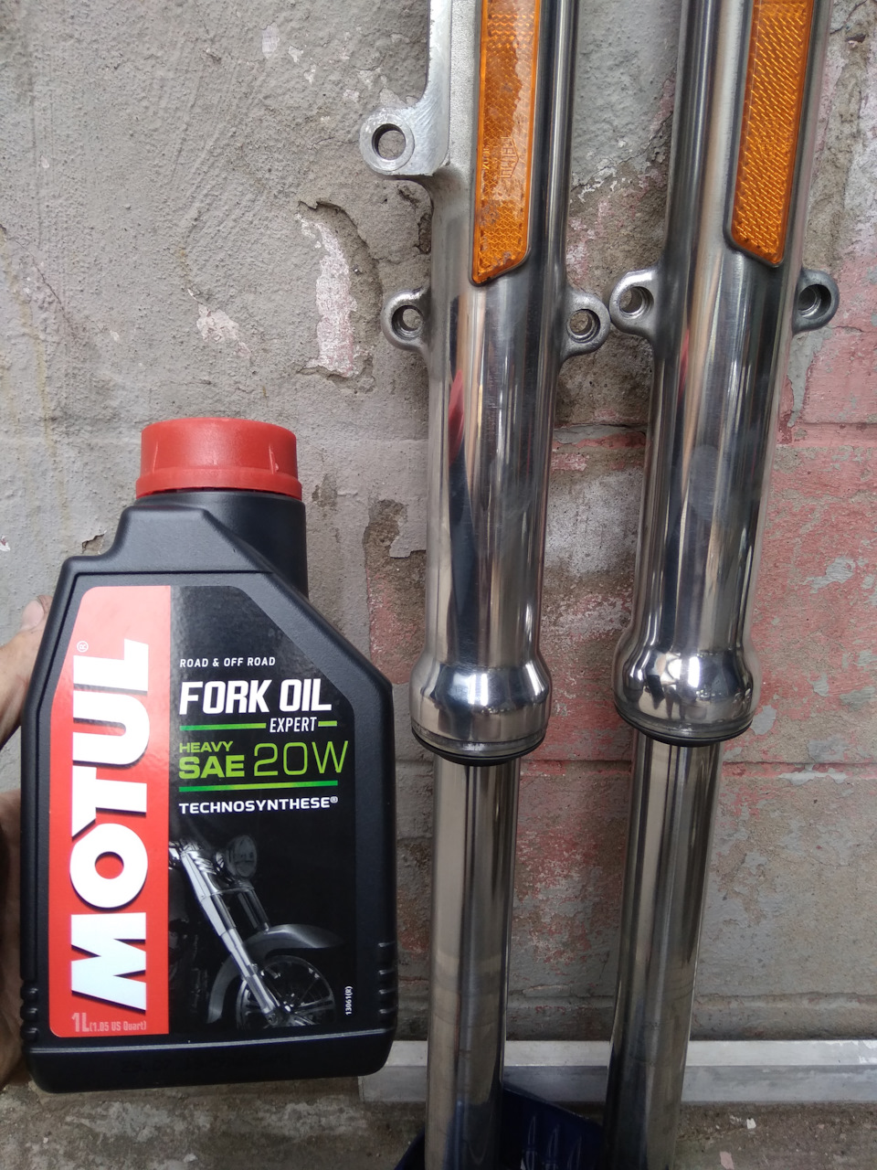 Полная перекраска, полировка, замена масла в вилке. — Harley-Davidson ...