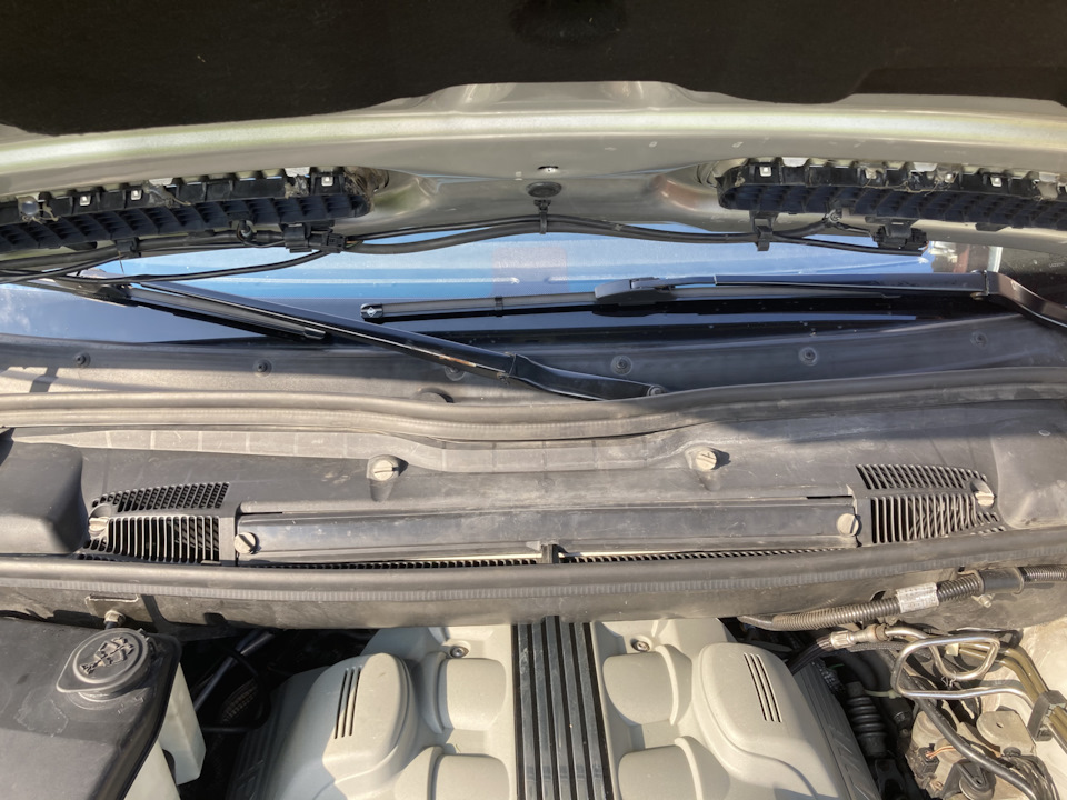 Photo from the logbook BMW X5 (E53)