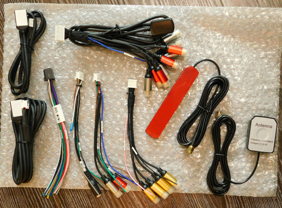 всё что было в коробочке с магнитолой. — Chevrolet Epica