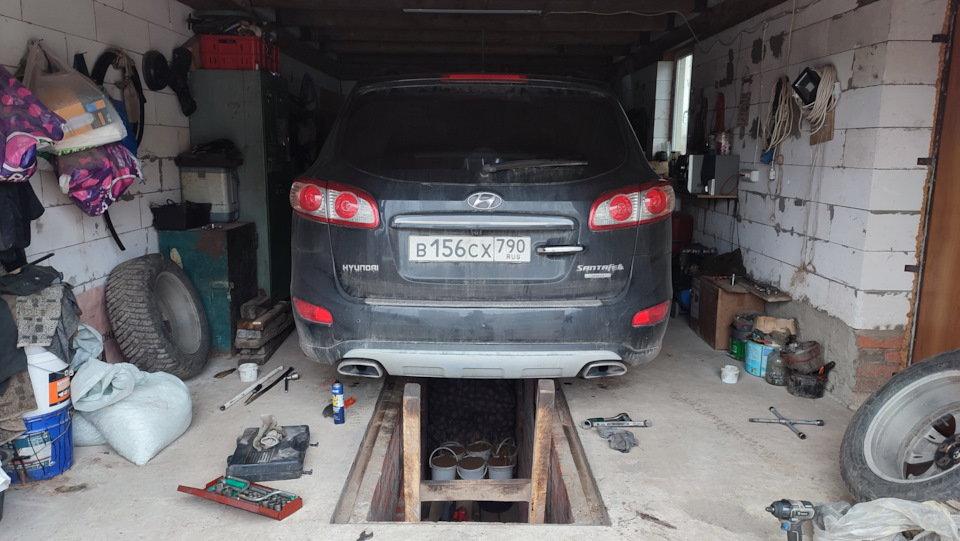 Замена сальников задних приводов — Hyundai Santa Fe (2G), 2,4 л, 2011 ...