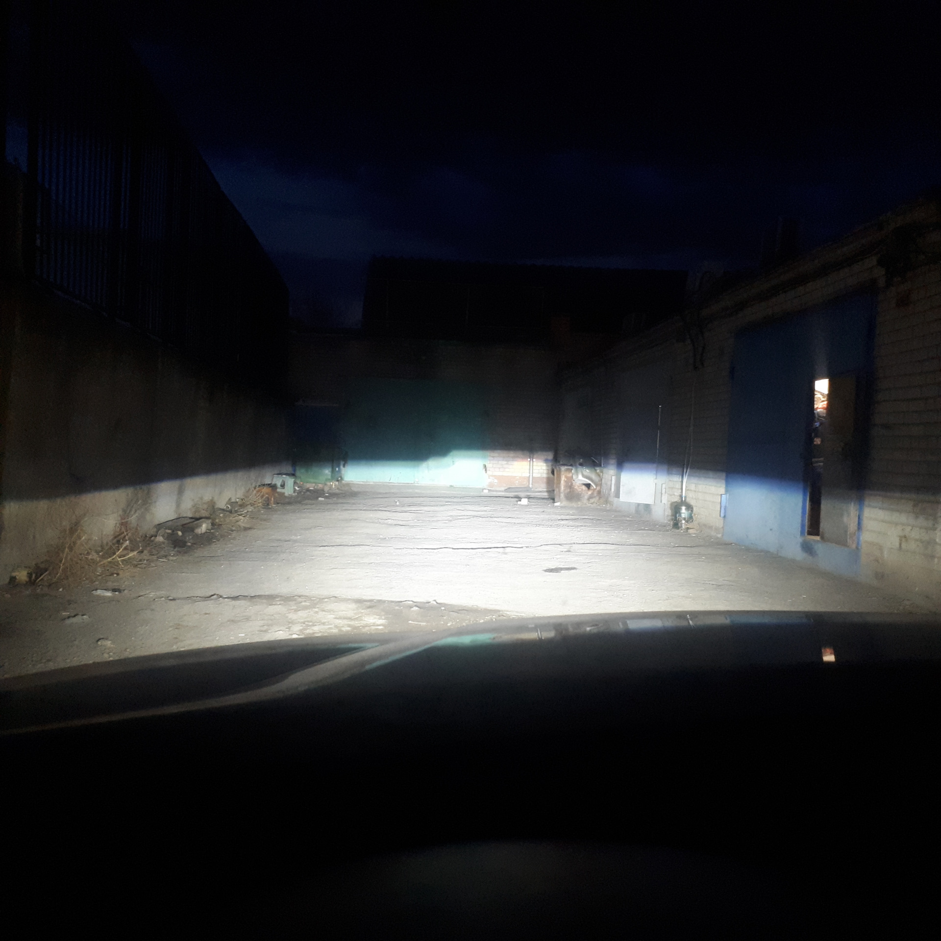 Дооснащение опцией s524a адаптивное освещение поворотов — BMW X1 (E84 ...