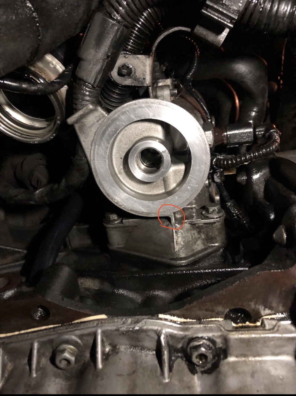 Устранение течи масла из под теплообменника 2,0 tdi bkd — Volkswagen ...