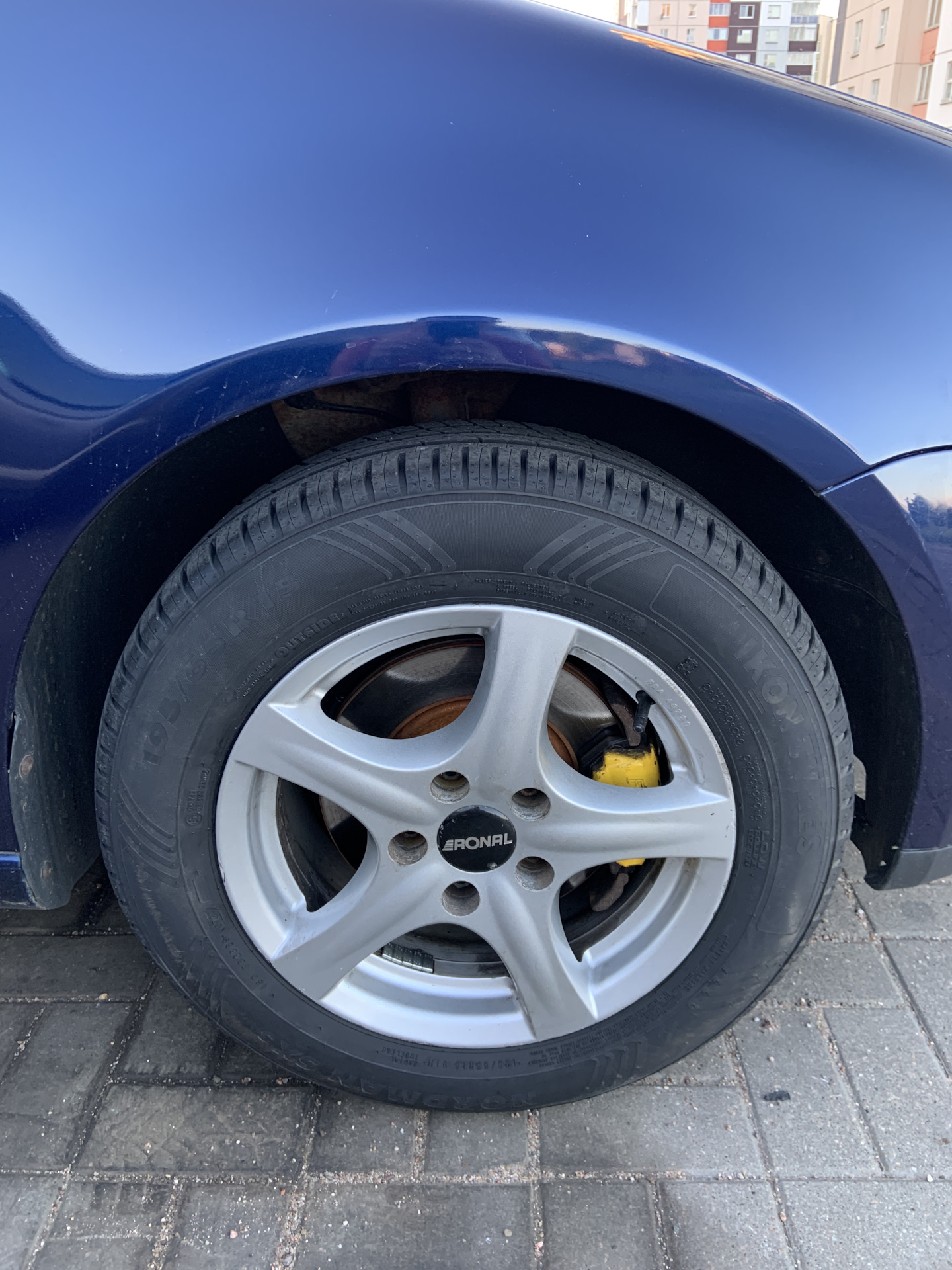 Летние шины Ikon Tyres Nordman SX3 — Volkswagen Golf Mk5, 1,4 л, 2004 ...