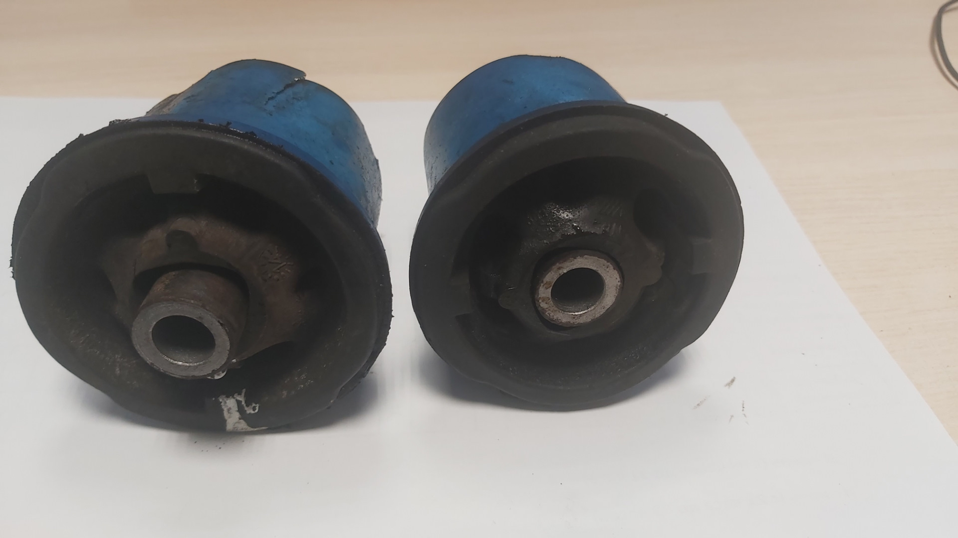 Замена сайлентблоков задней балки — Nissan Almera V (G11/15), 1,6 л ...